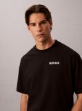 Μαύρο T-shirt Σε Χαλαρή Γραμμή Με Graphic Σχέδιο "Calvins Or Nothing"  Άνδρας