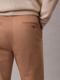 Μπεζ Slim Παντελόνι Chino Σε Tapered Γραμμή Από Σατέν  Άνδρας