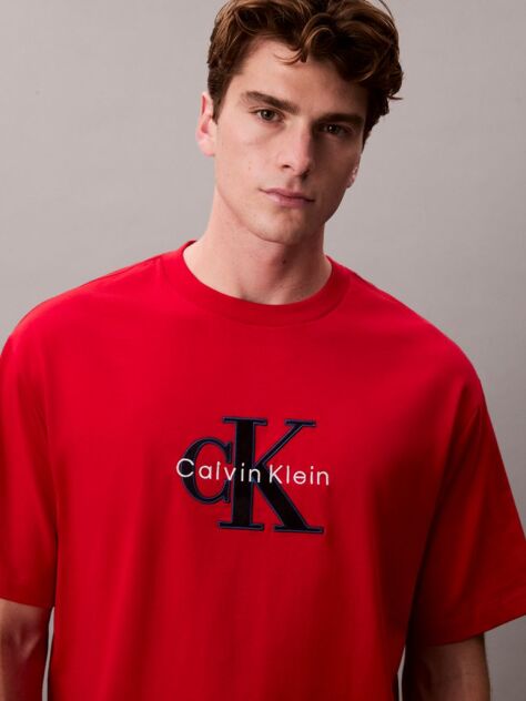 Κόκκινο Άνετο T-Shirt Με Γραφικό Μονόγραμμα  Άνδρας