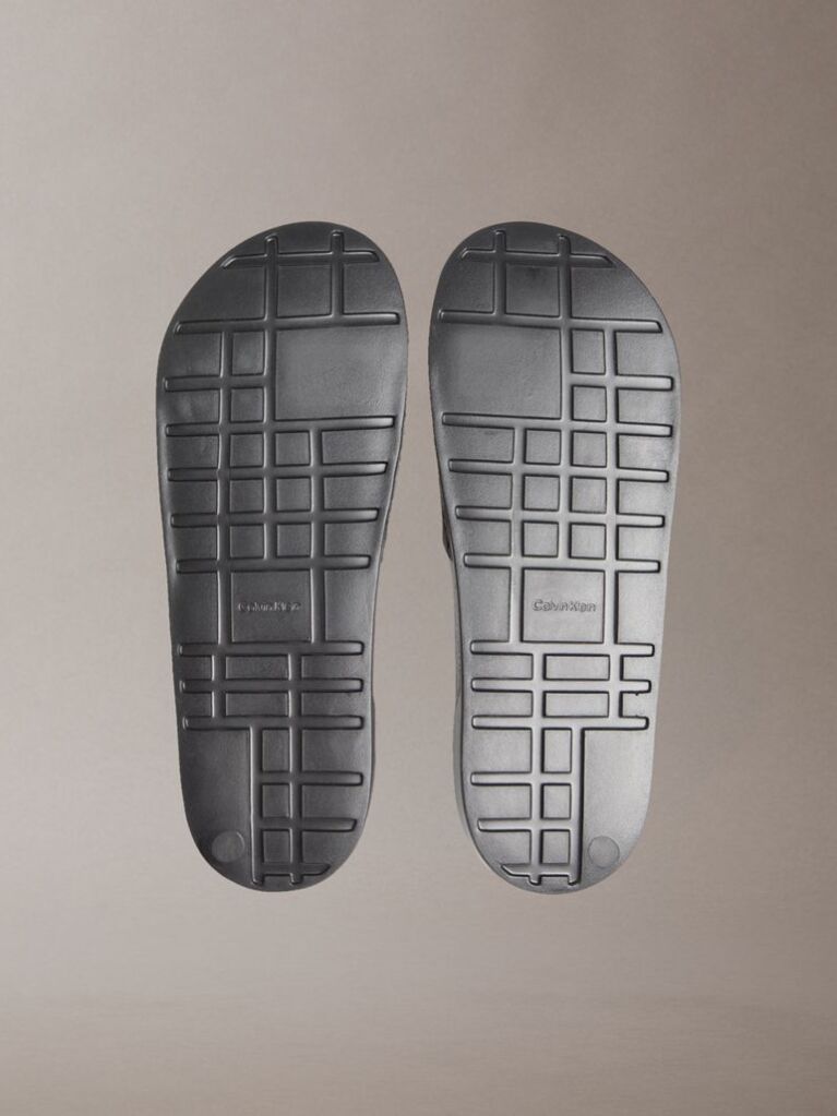 Black Nemo - Contoured Emblem Logo Sliders  Men