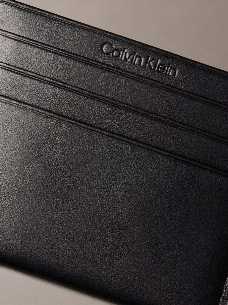 Μαύρο Δερμάτινη Θήκη Για Κάρτες RFID Με Μονόγραμμα  Γυναίκα