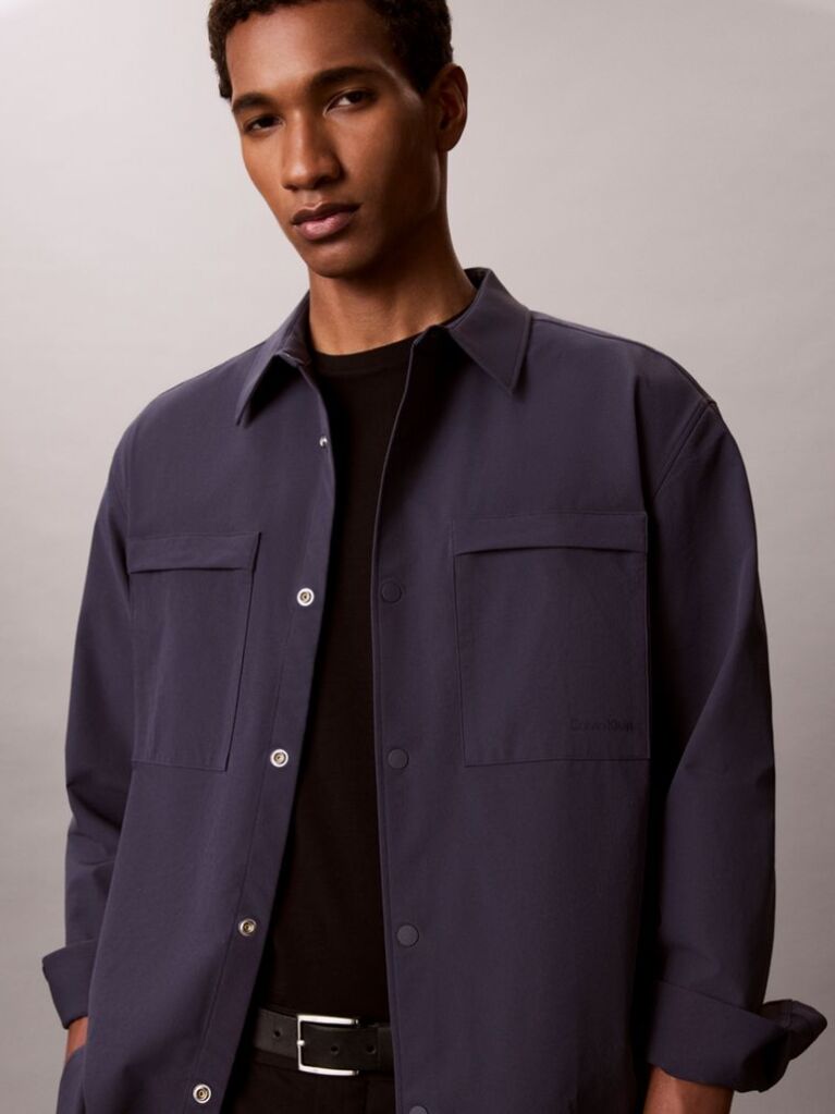 Μπλε Μακρυμάνικο Overshirt Με Άνετη Γραμμή Από Tech Dobby Πλεκτό  Άνδρας