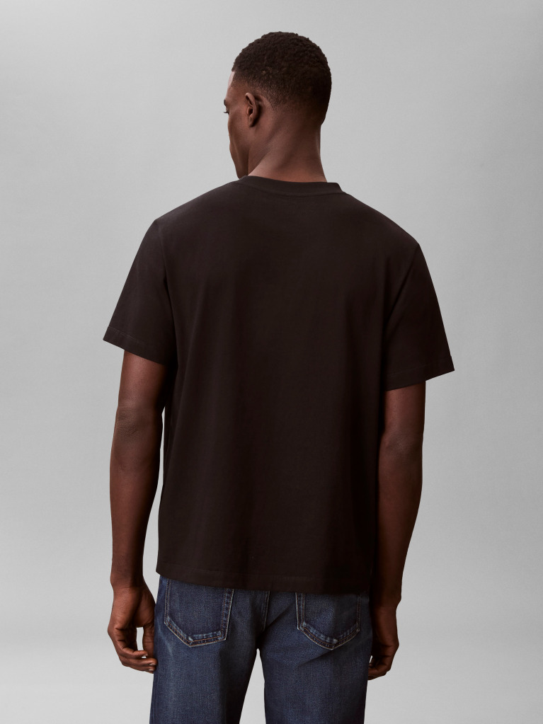 Μαύρο T-Shirt Με Κανονική Λαιμόκοψη Και Διαβαθμισμένο Λογότυπο  Άνδρας