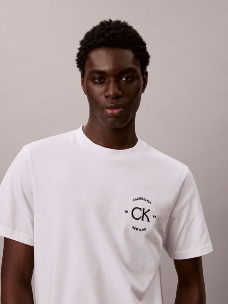 Λευκό  T-shirt Με Κεντητό Λογότυπο  Άνδρας