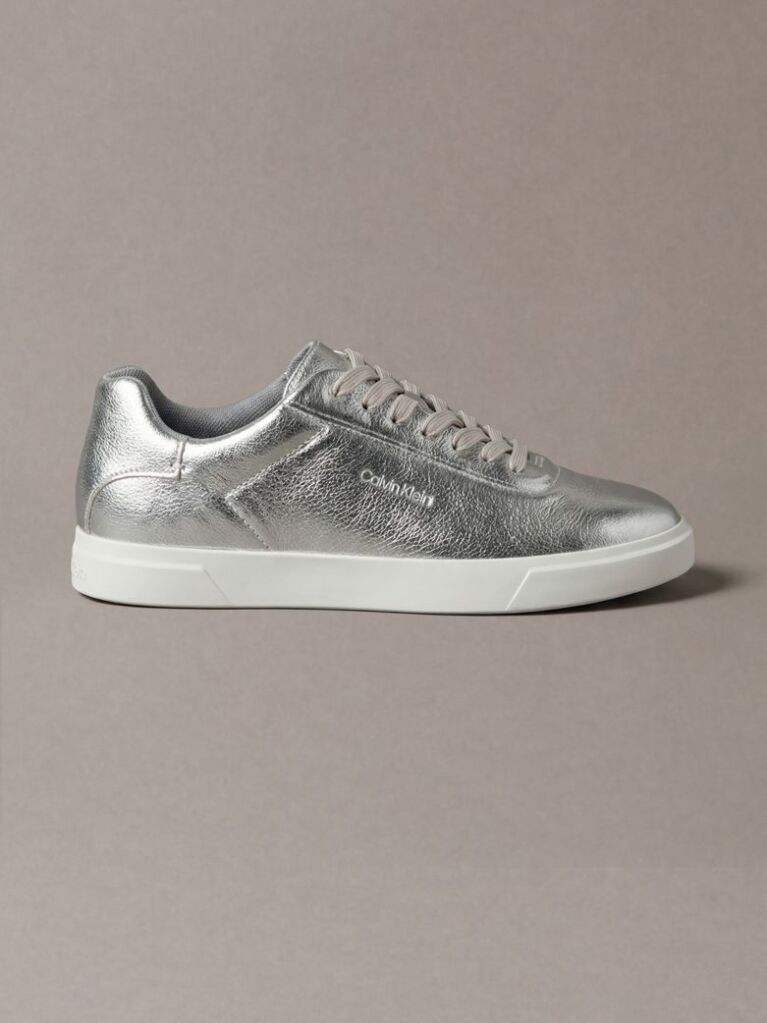 Ασημί Δερμάτινα Metallic Sneakers Με Χαμηλό Κόψιμο  Γυναίκα
