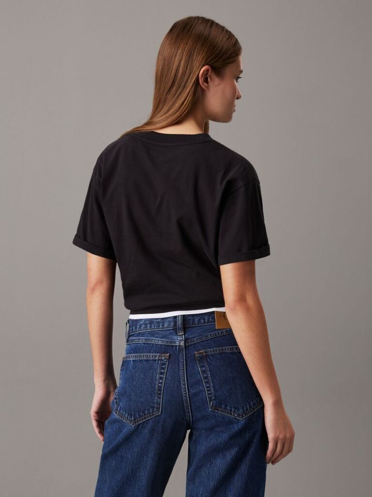 Μαύρο T-shirt Με Λογότυπο Σε Άνετη Γραμμή  Γυναίκα