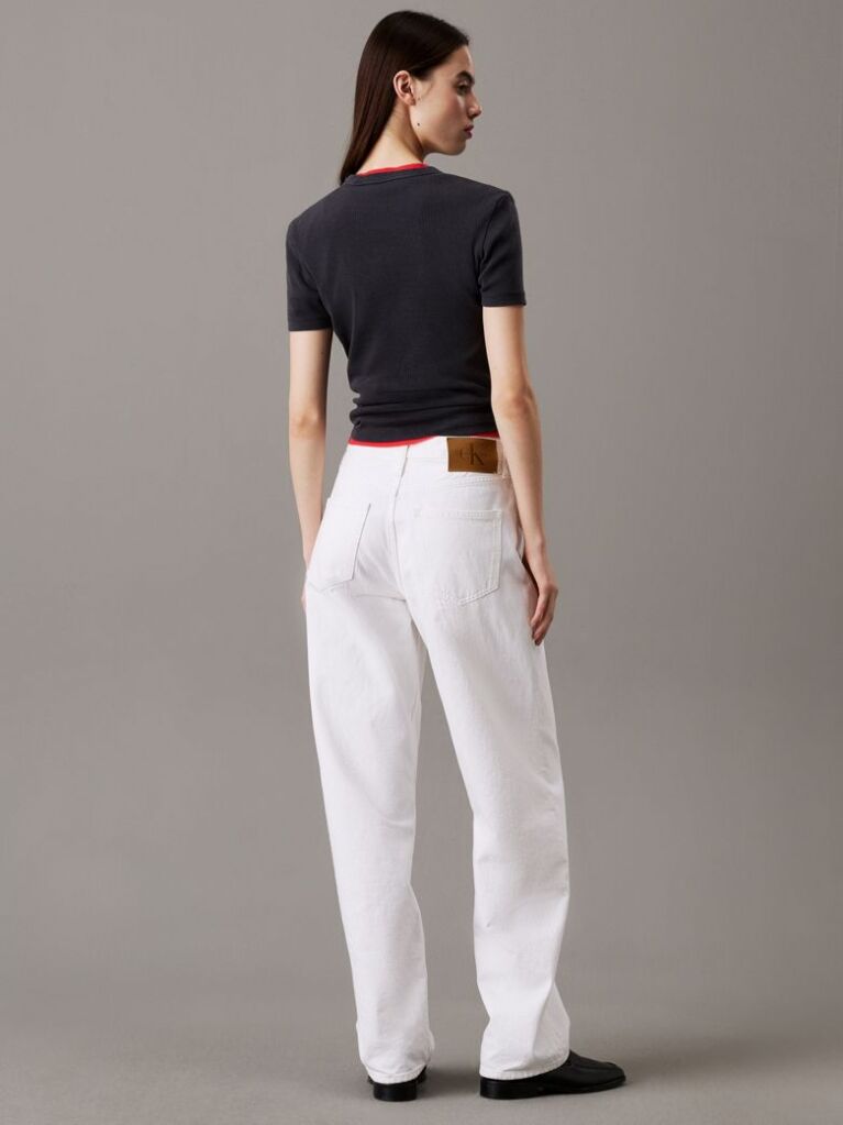 Μαύρο Ριμπ Βαμβακερό T-shirt Σε Slim Γραμμή  Γυναίκα